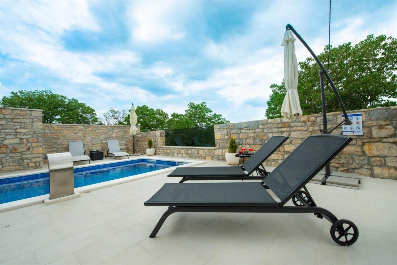 Stone Villa Didovi Snovi With Heated Pool Lisane Ostrovicke ภายนอก รูปภาพ