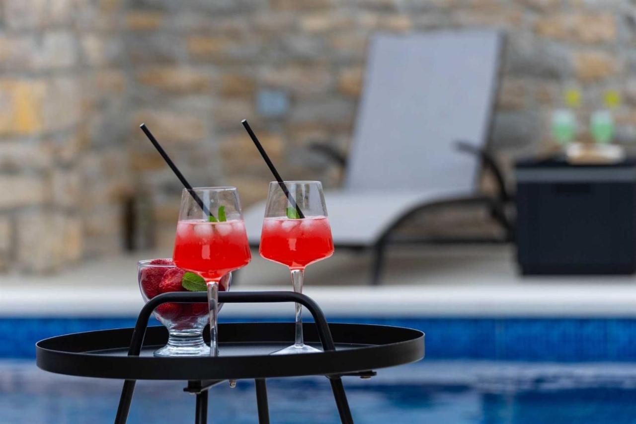 Stone Villa Didovi Snovi With Heated Pool Lisane Ostrovicke ภายนอก รูปภาพ