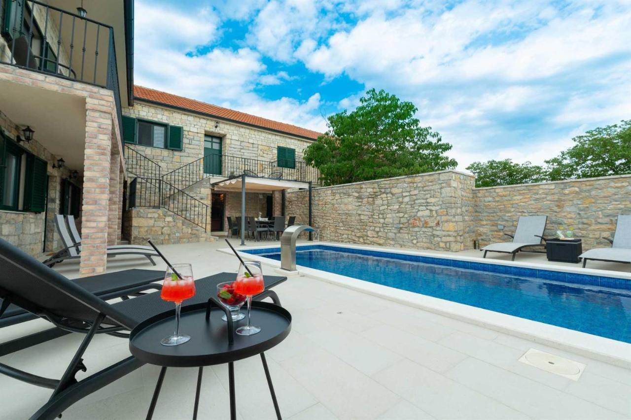 Stone Villa Didovi Snovi With Heated Pool Lisane Ostrovicke ภายนอก รูปภาพ